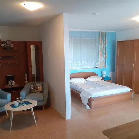 Luka Guest house