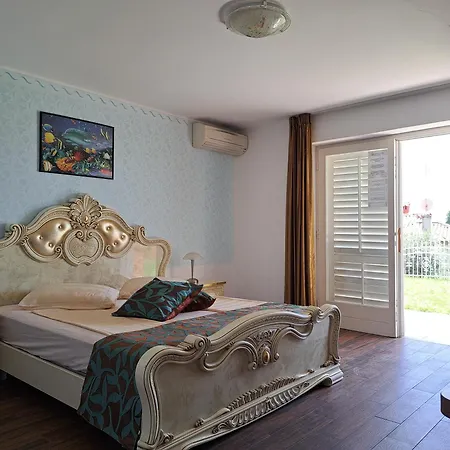 Luka Guest house