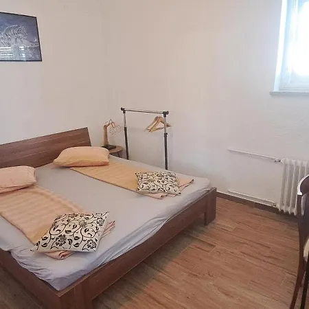 Gostinjska kuća Luka 3*