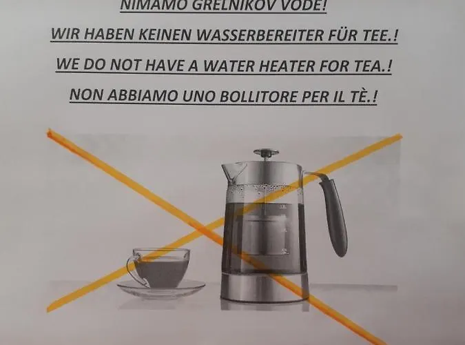 招待所 Luka 波尔托罗